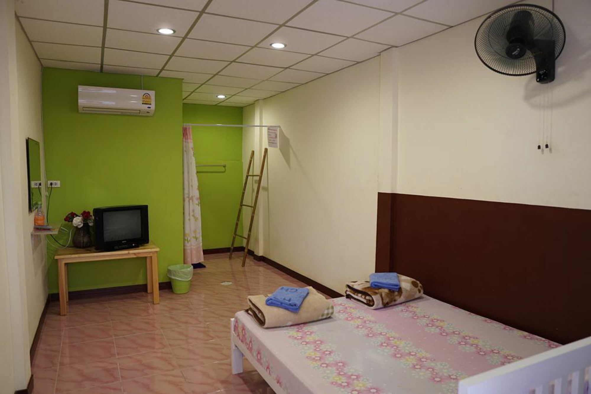 Winny Apartment Ράγιονγκ Εξωτερικό φωτογραφία